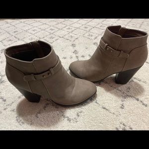 Soda taupe booties